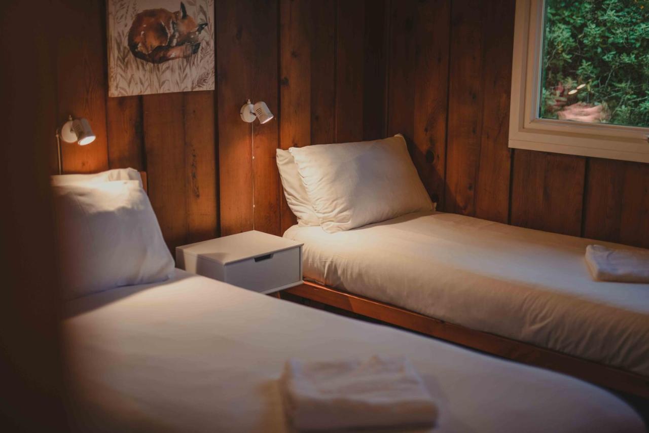 Timber Hill Self Catering Cedar Lodges Брод-Гейвен Екстер'єр фото
